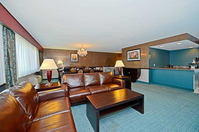 Causeway Bay Hotel Lansing Dalaman gambar