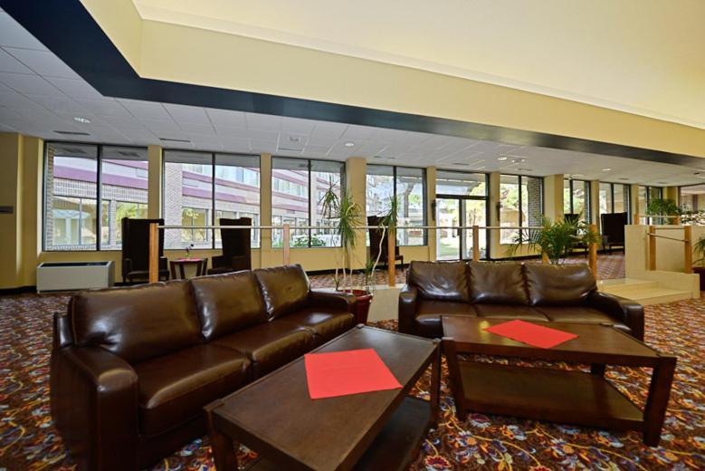 Causeway Bay Hotel Lansing Luaran gambar