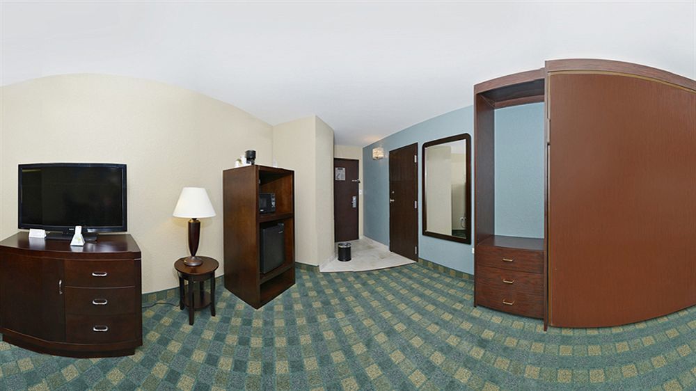 Causeway Bay Hotel Lansing Luaran gambar